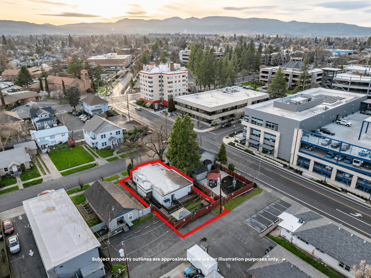 313 Ivy Street - Photo 1