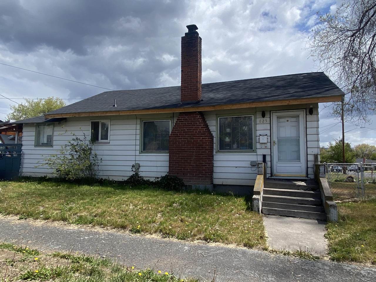 825 Martin Street - Photo 1