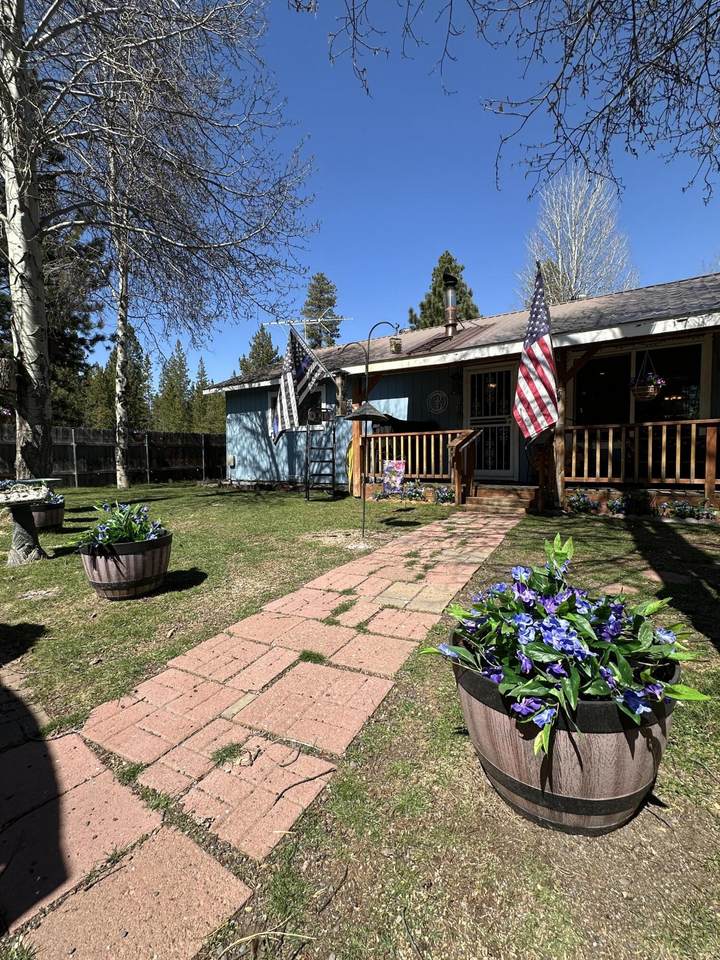 15710 Paulina Avenue - Photo 1
