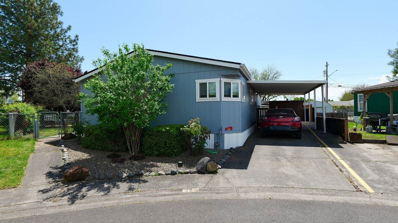 3600 Avenue G - Photo 1