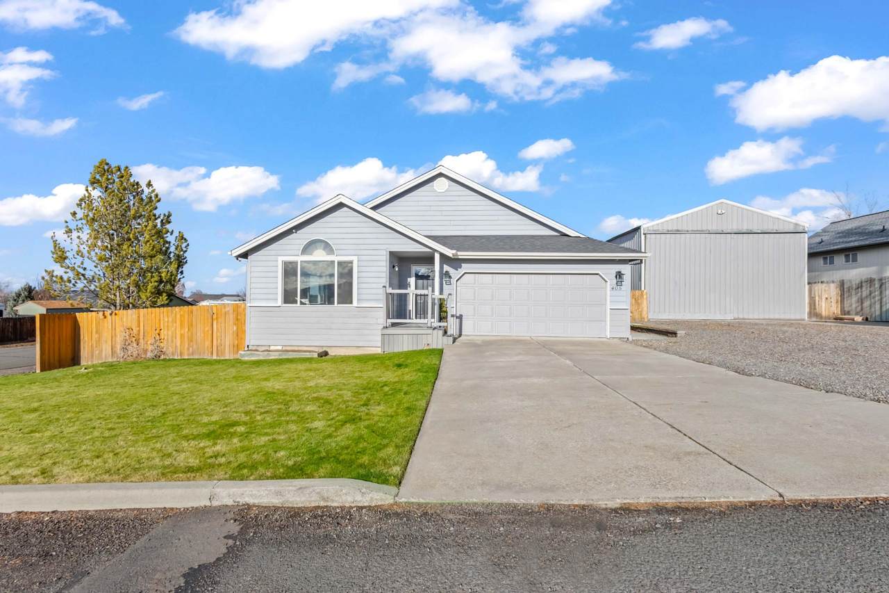 405 D Street - Photo 1