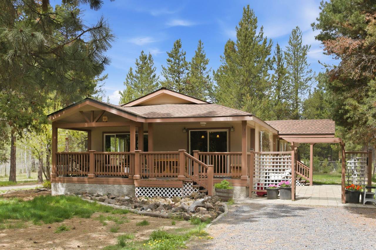 15909 Sparks Drive - Photo 1
