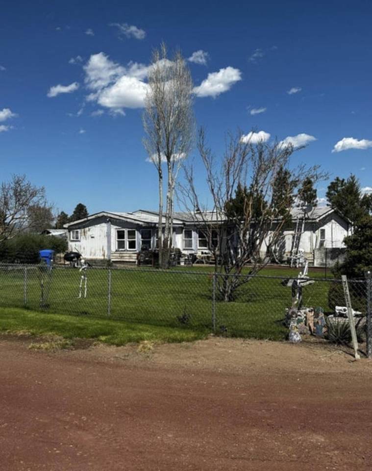 77611 Mahogany Street - Photo 1