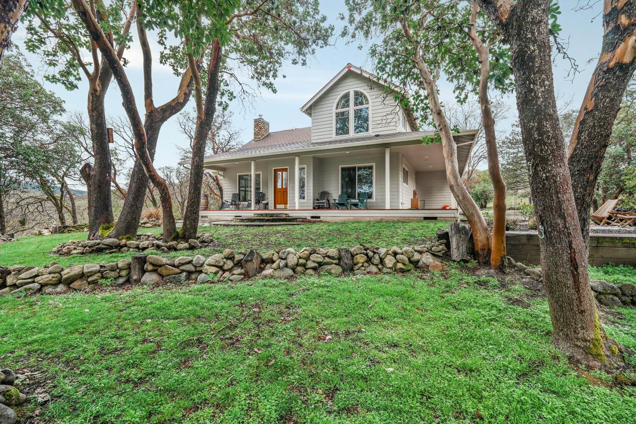 5655 Tamarack Lane - Photo 1