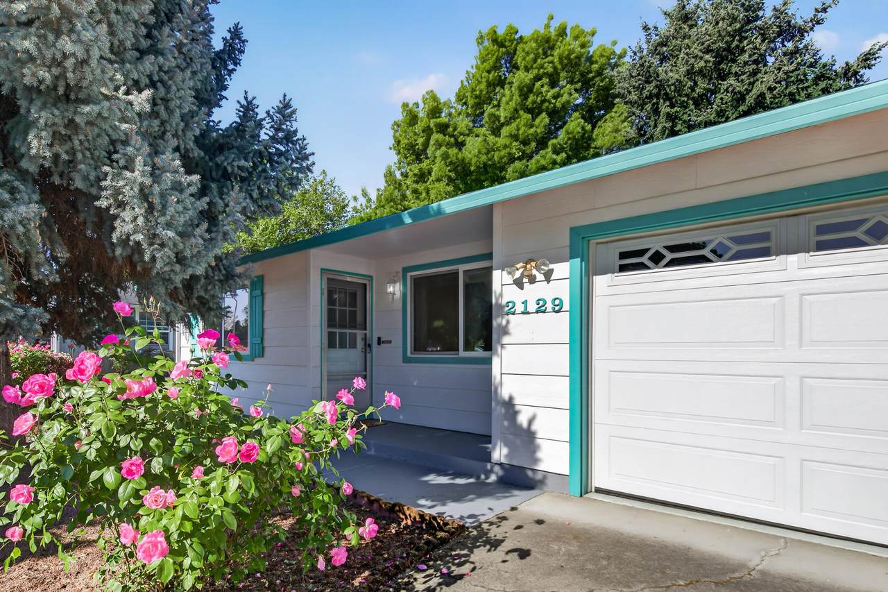 2129 Jubilant Avenue - Photo 1