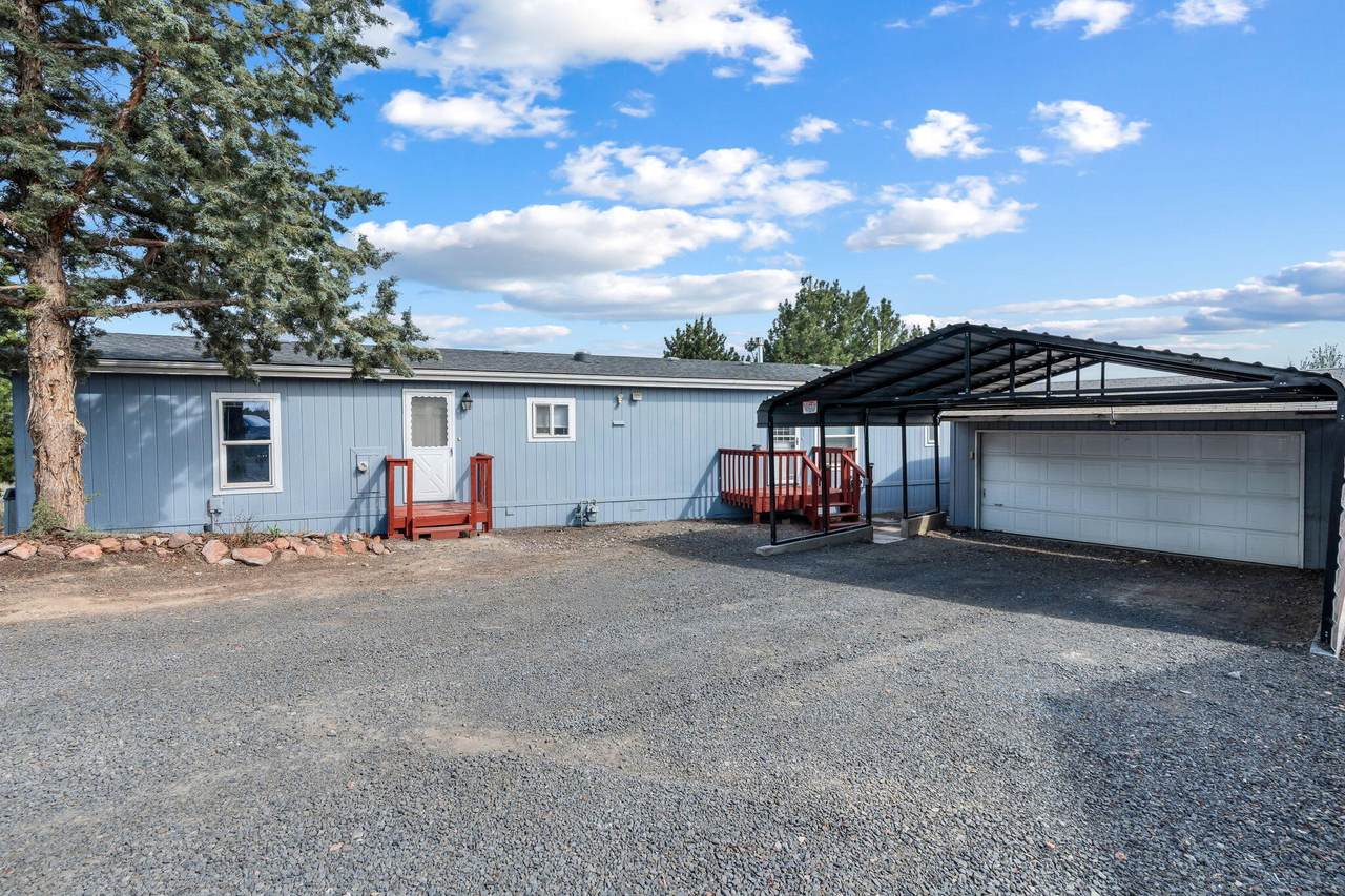 215 J Street - Photo 1