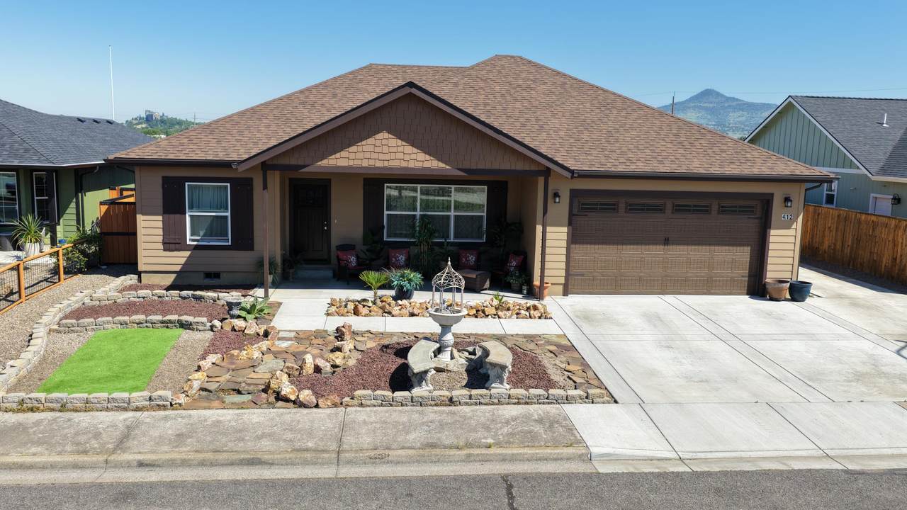 412 Barnum Drive - Photo 1