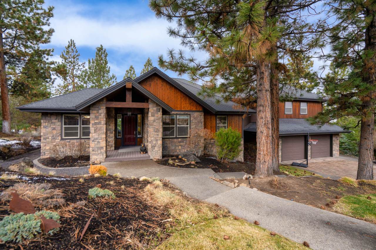 3063 Duffy Drive - Photo 1