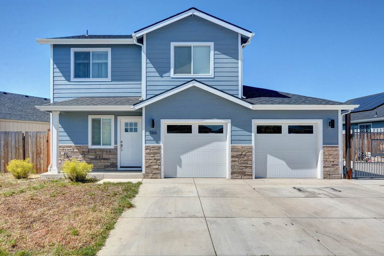 266 Reanna Way - Photo 1