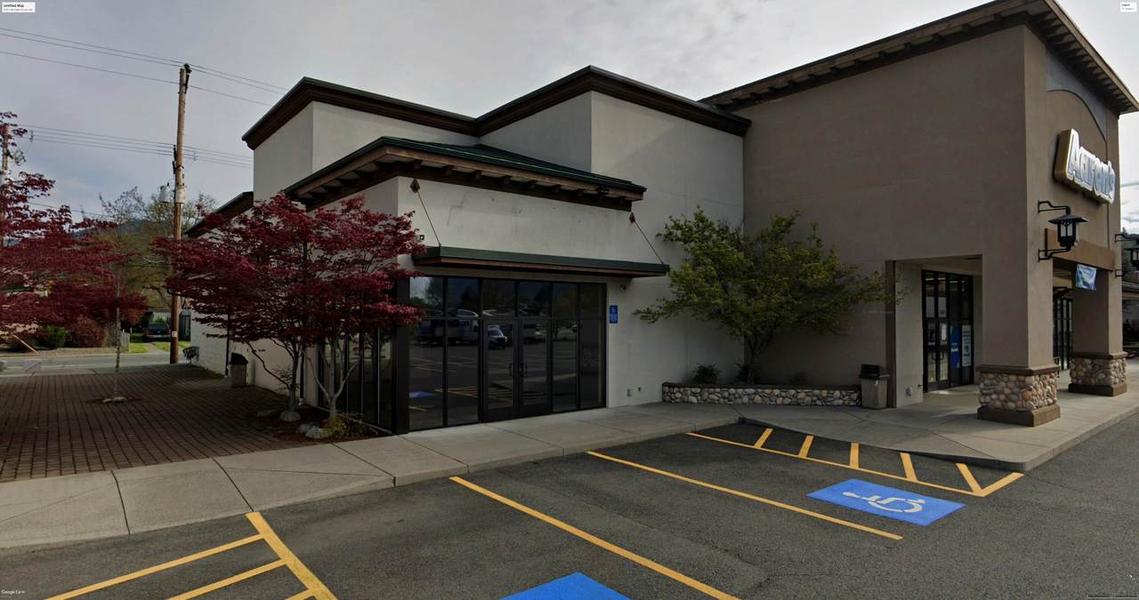 959 D Street - Photo 1