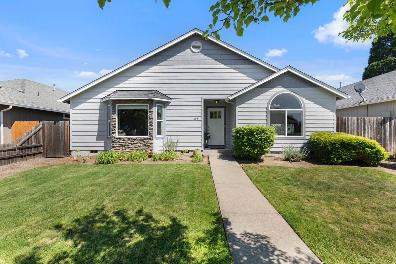 145 Vicki Lane - Photo 1
