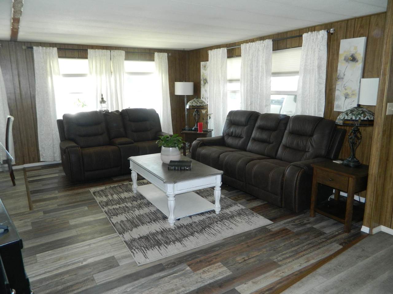 https://bt-photos.global.ssl.fastly.net/coar/1280_boomver_1_220221356-2.jpg