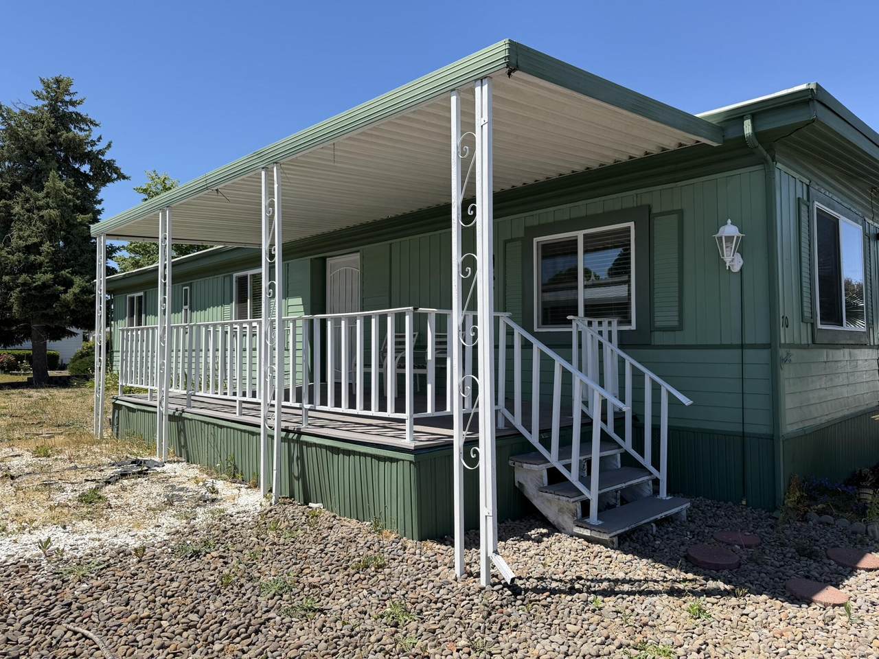 301 Freeman Road - Photo 1