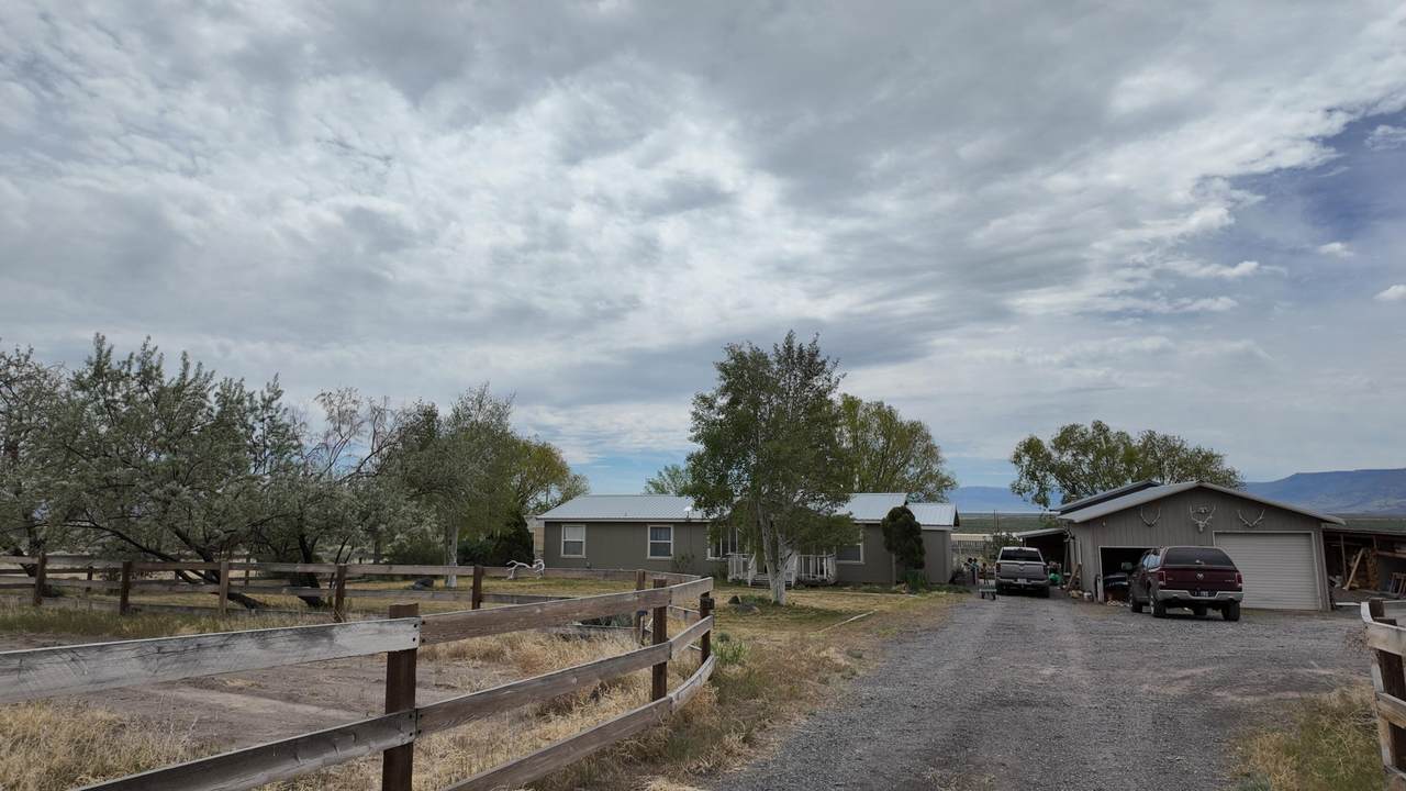 84900 Carlon Lane - Photo 1