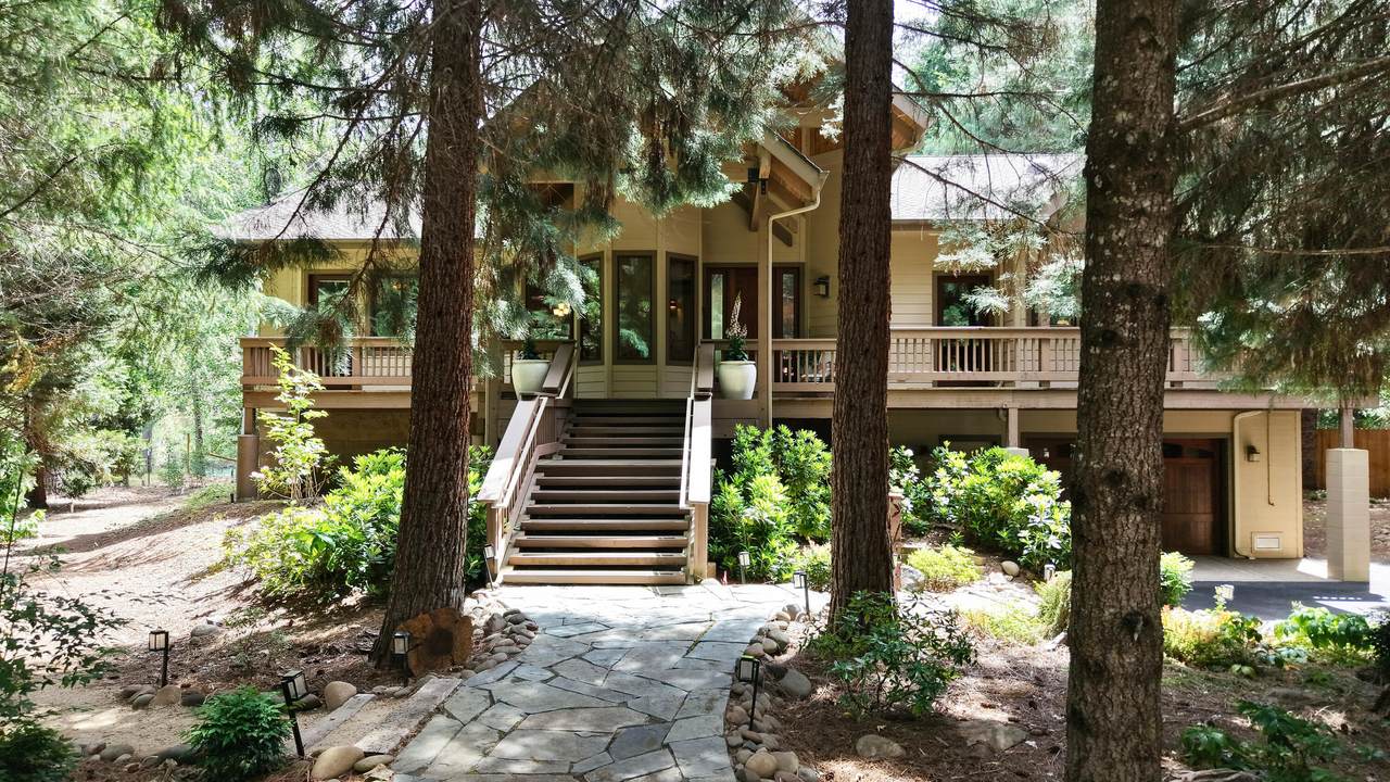 38 Meadow Lane - Photo 1