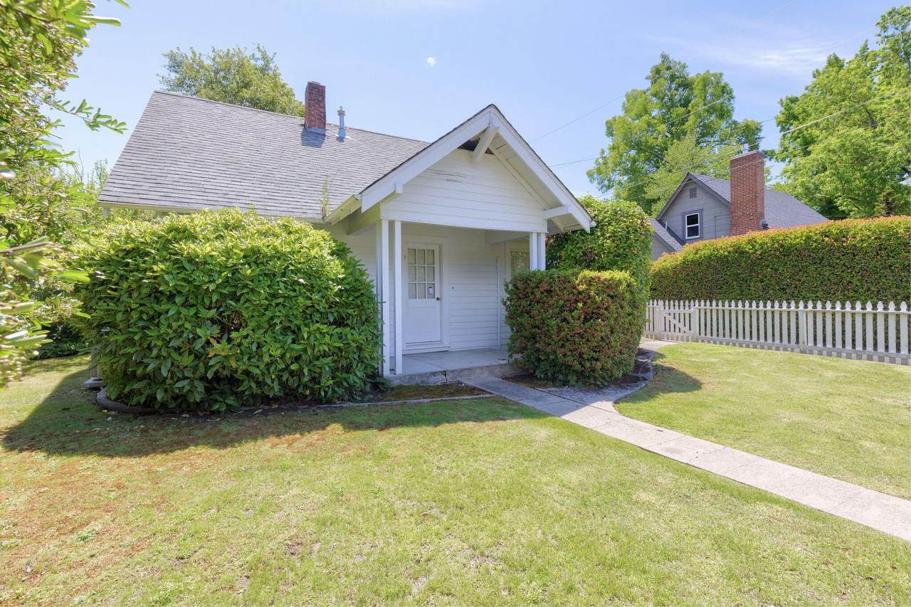 623 M Street - Photo 1