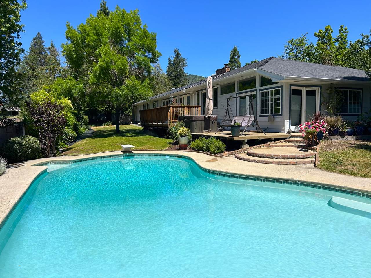 930 Wesley Lane - Photo 1