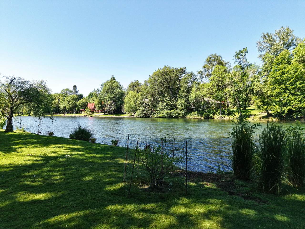 https://bt-photos.global.ssl.fastly.net/coar/1280_boomver_1_220221786-2.jpg