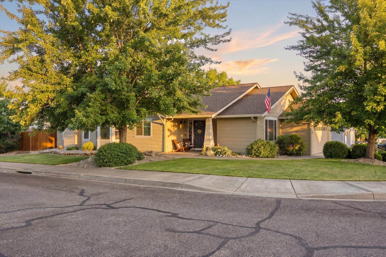 96 Mountain View Drive - Photo 1