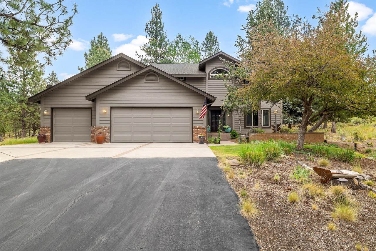 20423 Heritage Avenue - Photo 1