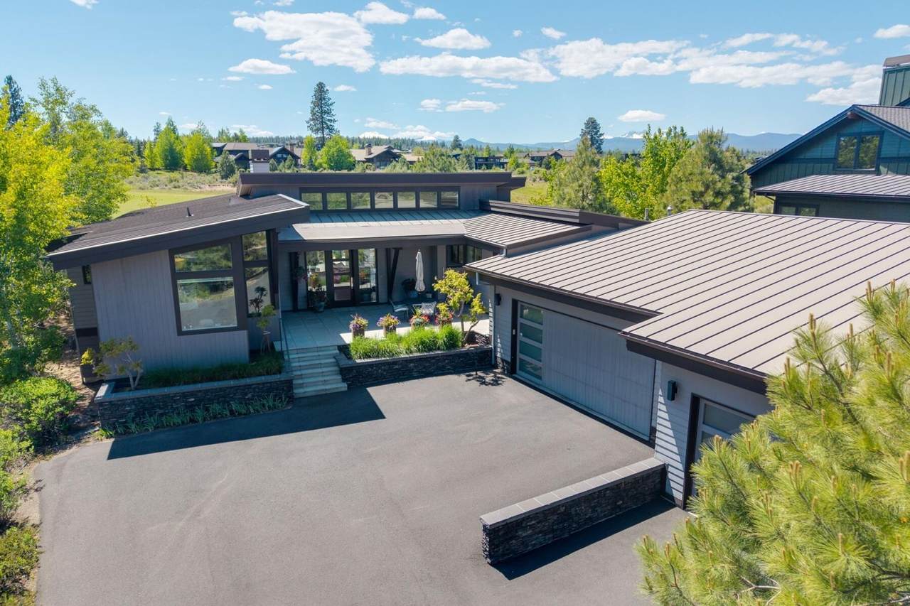 61487 Hackleman Court - Photo 1