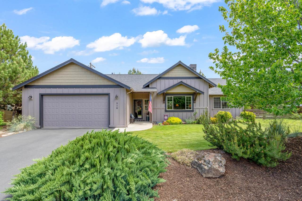 210 Saddle Ridge Loop - Photo 1
