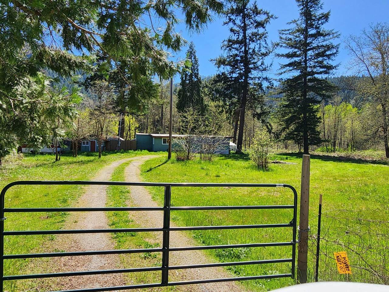 967 Placer Road - Photo 1