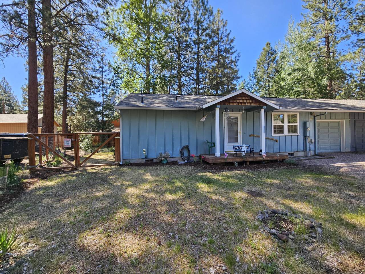 369 St Helens Avenue - Photo 1