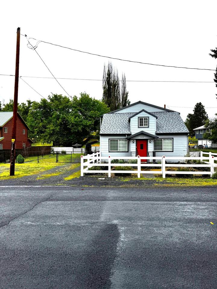 1402 Dayton Street - Photo 1