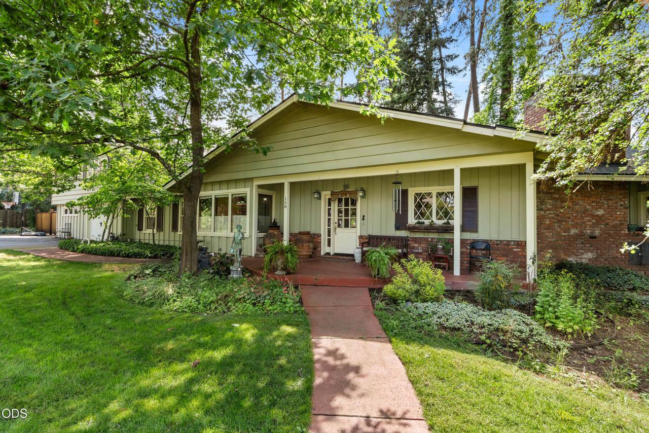 158 Renault Avenue - Photo 1