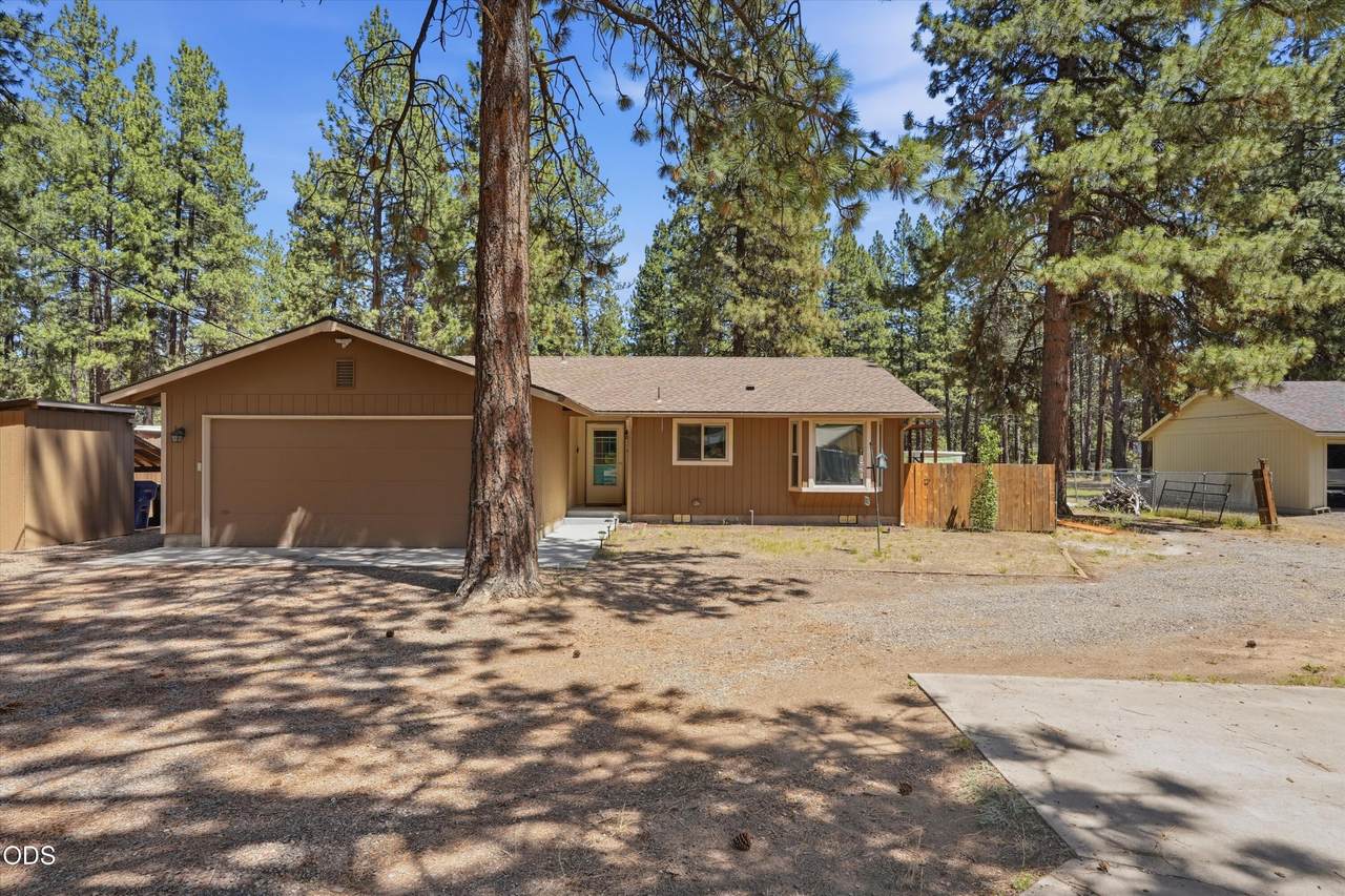 60282 Pawnee Lane - Photo 1