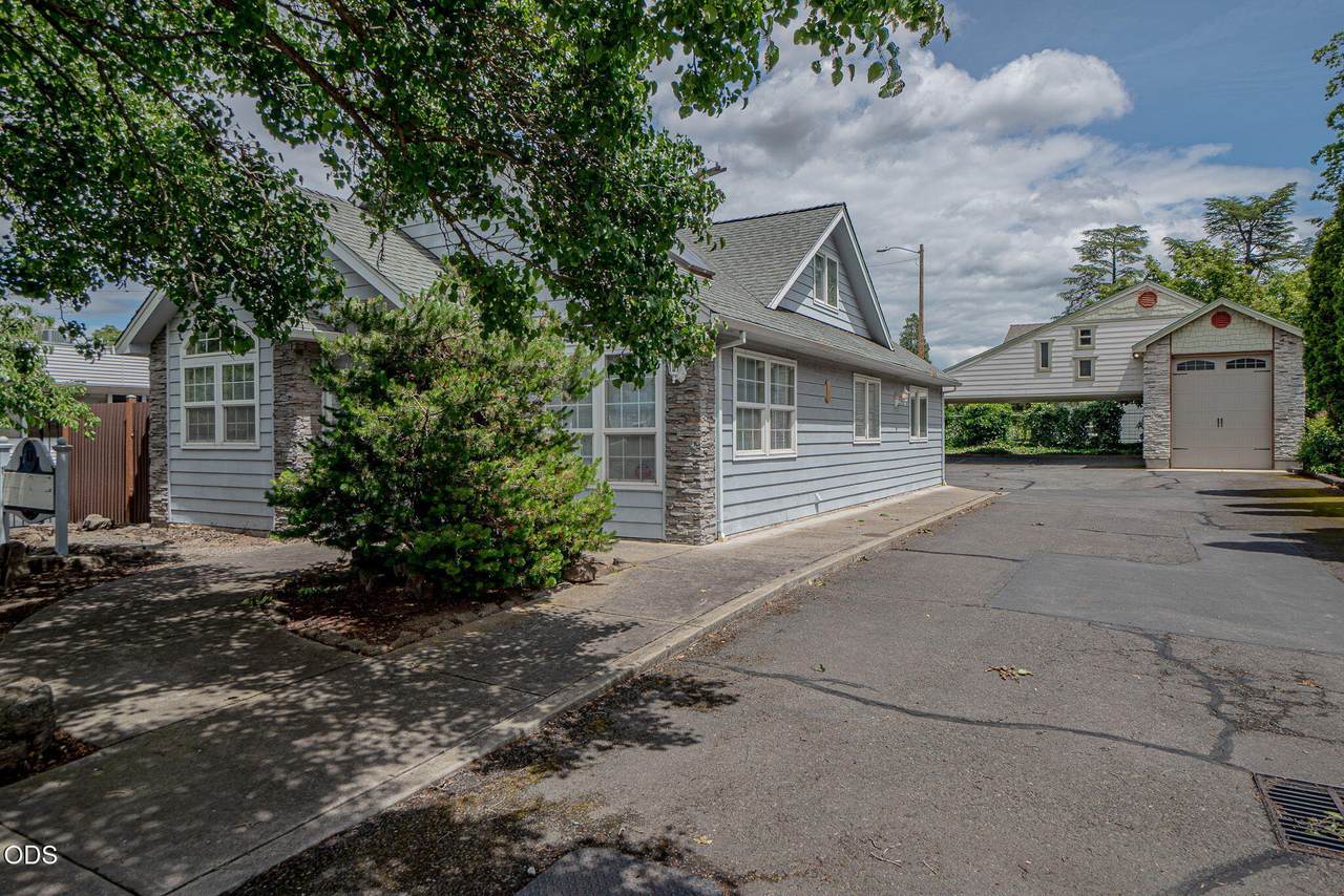 11 Tripp Street - Photo 1
