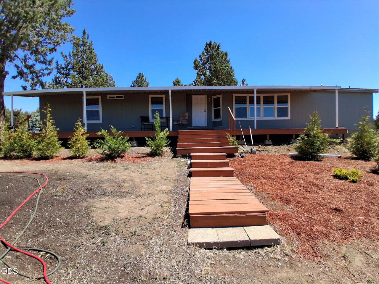 8525 Crescent Place - Photo 1