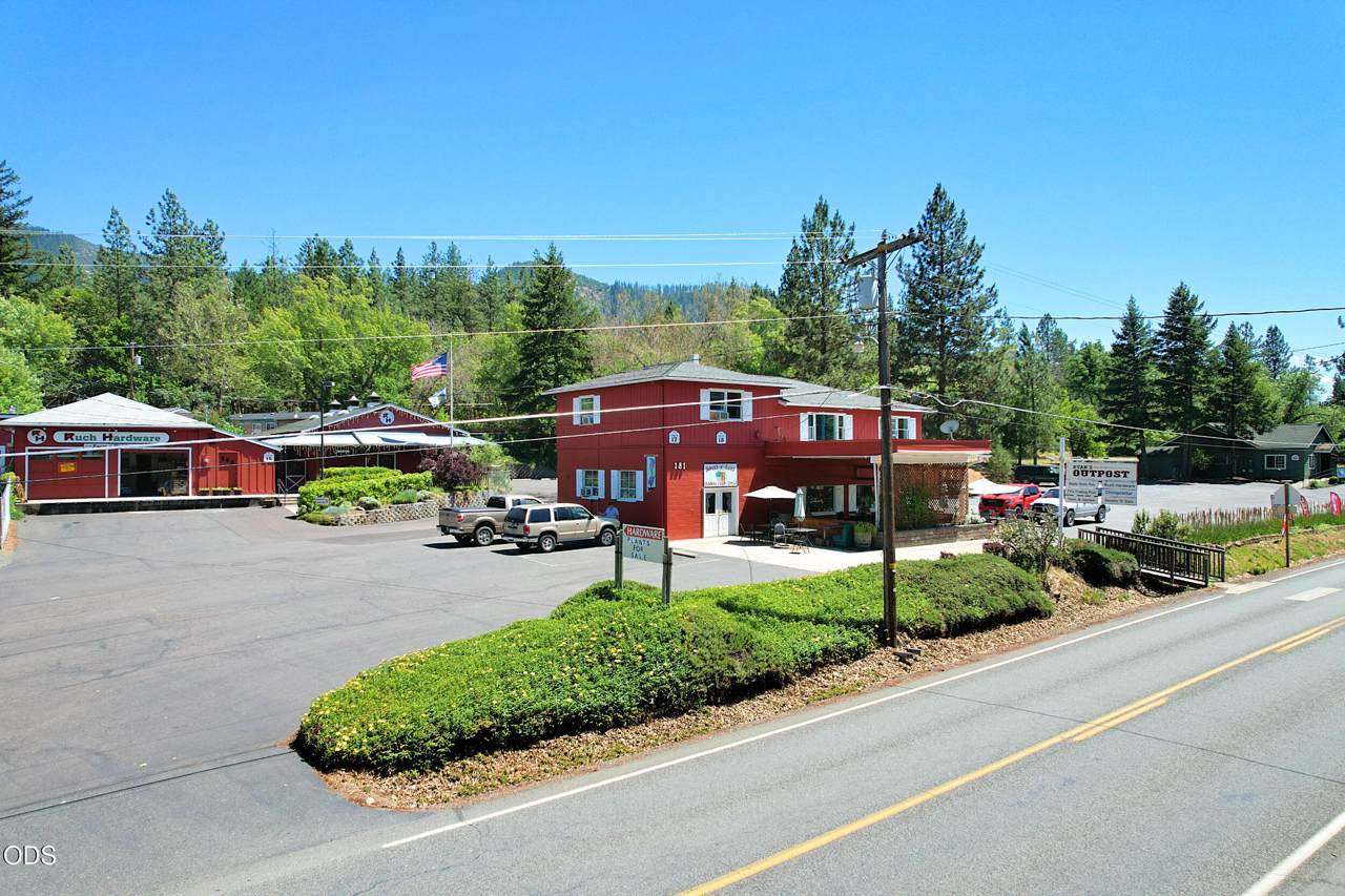 181 Upper Applegate Road - Photo 1