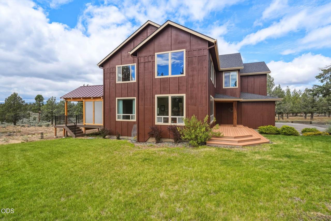 70275 Club Road - Photo 1