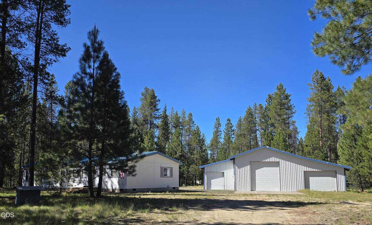 151511 Hackamore Lane - Photo 1