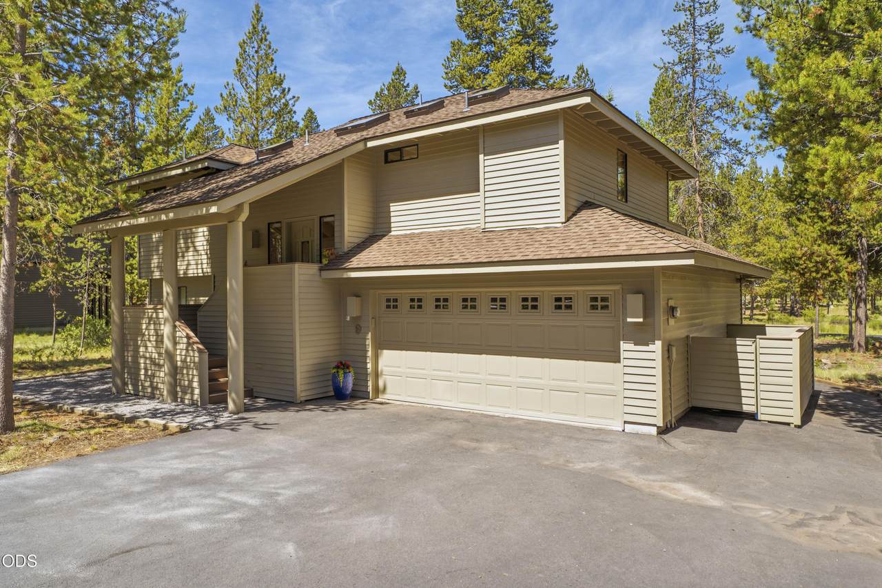 57691 Splitrock Lane - Photo 1