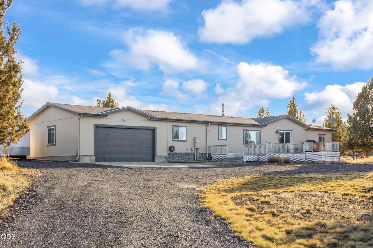 2198 Vickie Drive - Photo 1