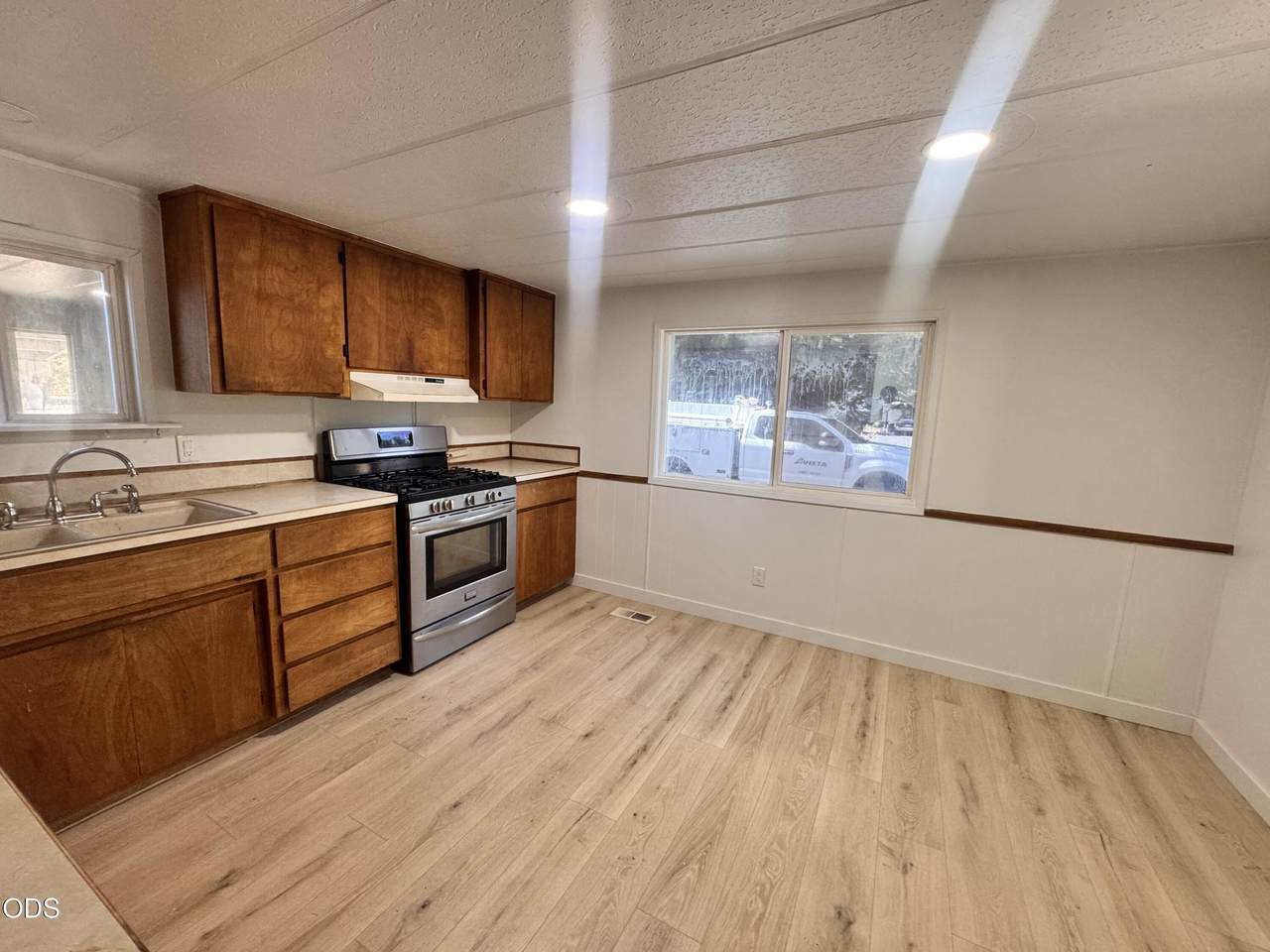 5602 Denver Avenue - Photo 1