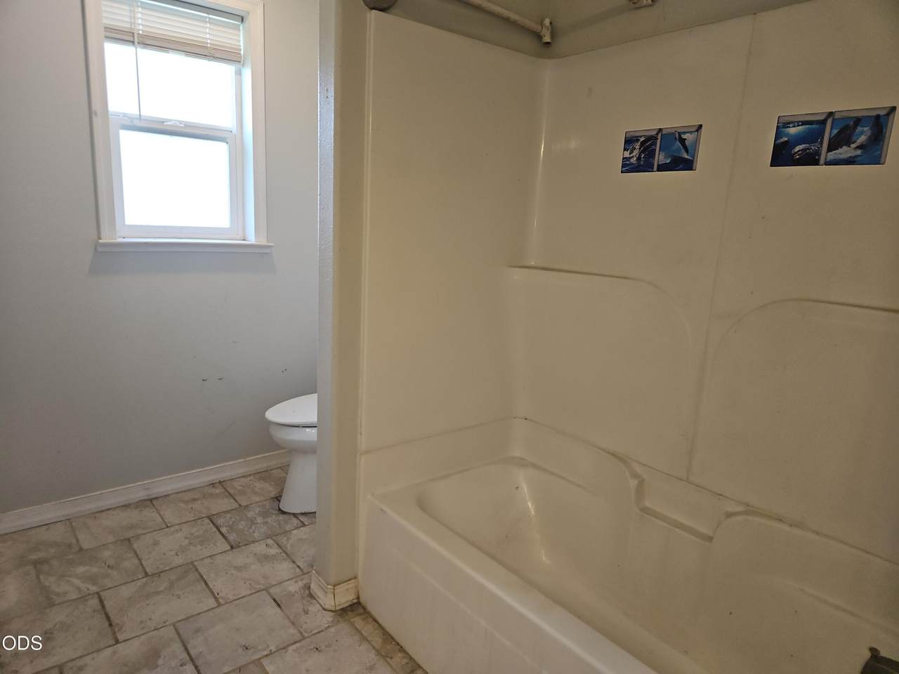 https://bt-photos.global.ssl.fastly.net/coar/1280_boomver_1_220223692-2.jpg