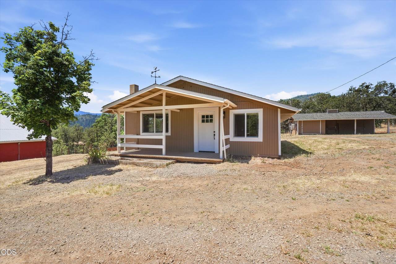 8960 Applegate Road - Photo 1