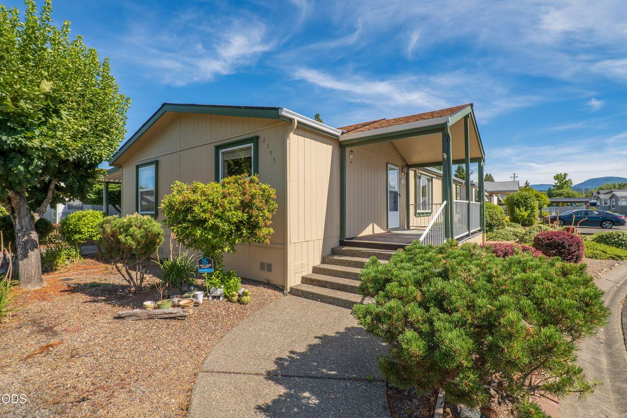 2395 Ryan Court - Photo 1