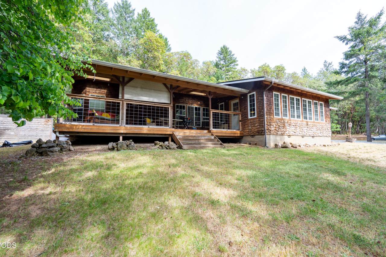 271 Highwood - Photo 1