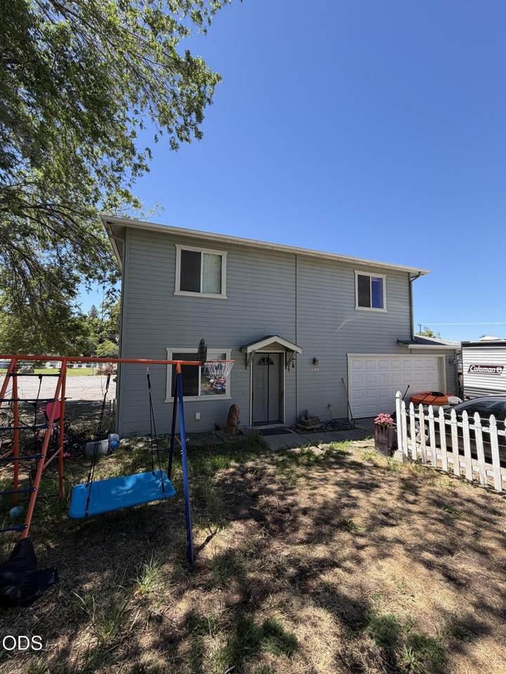 2055 Oregon Avenue - Photo 1