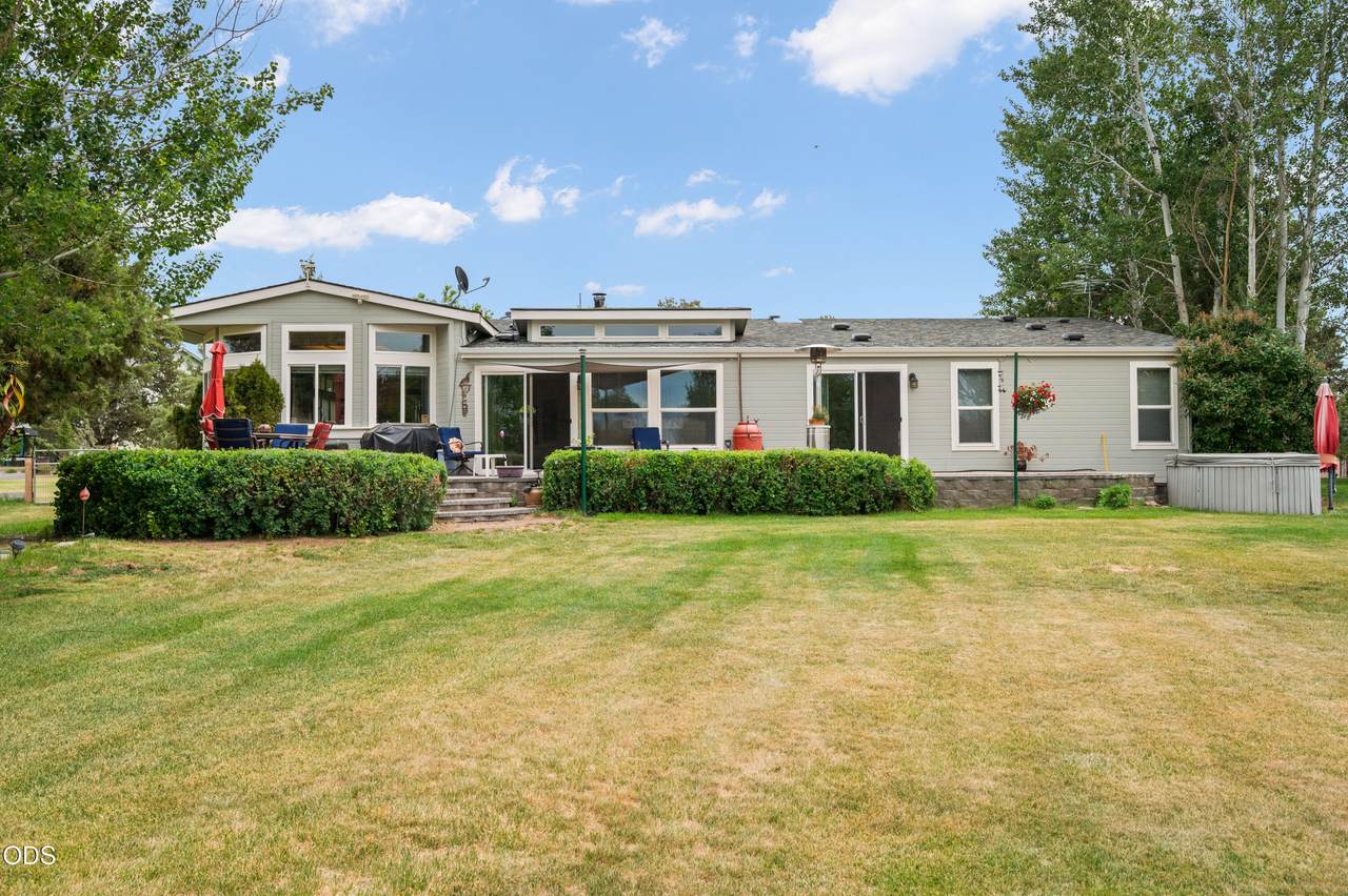 23720 Starshine Lane - Photo 1