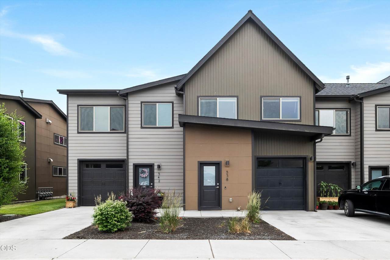 538 28th - Photo 1