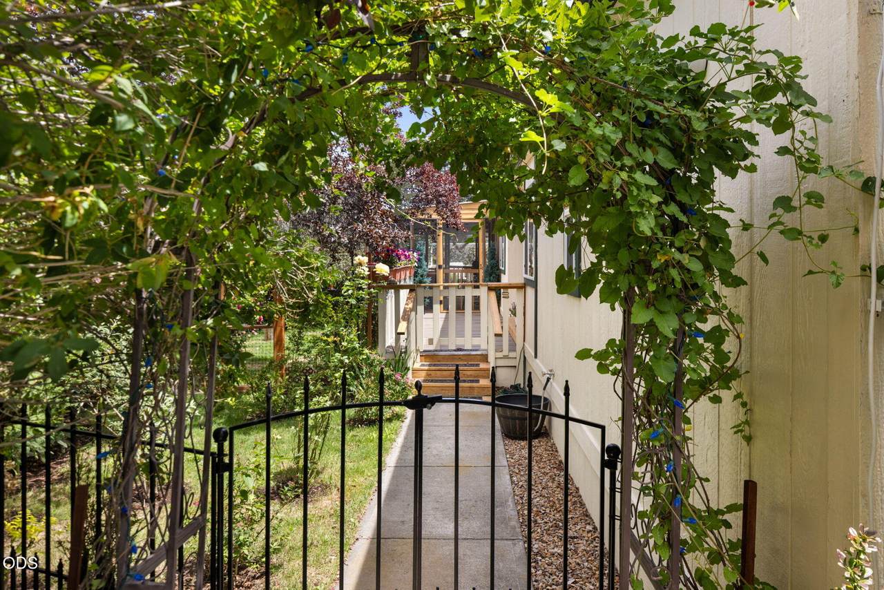 1001 15th Street - Photo 1