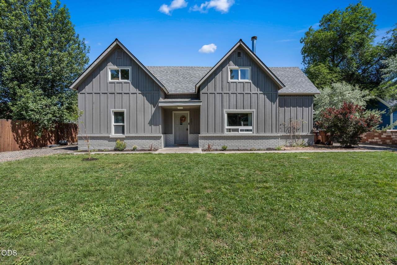 267 5th Street - Photo 1
