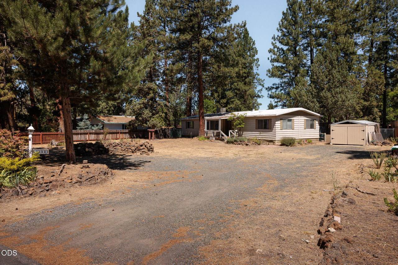 61111 Chuckanut Drive - Photo 1