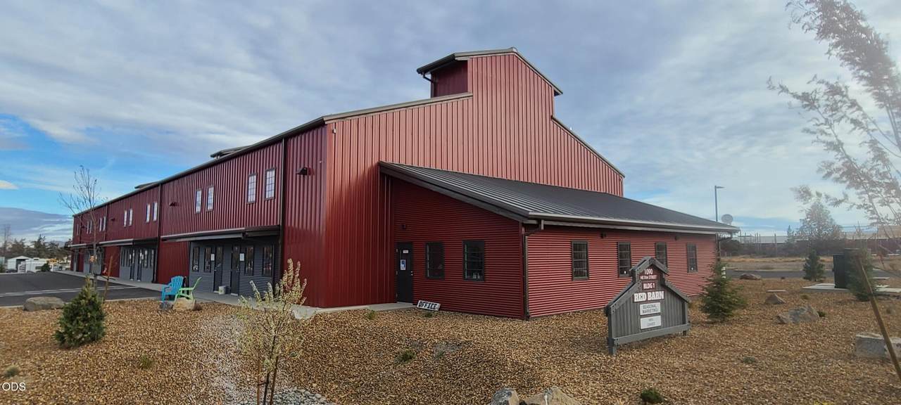 1090 11th Street - Photo 1